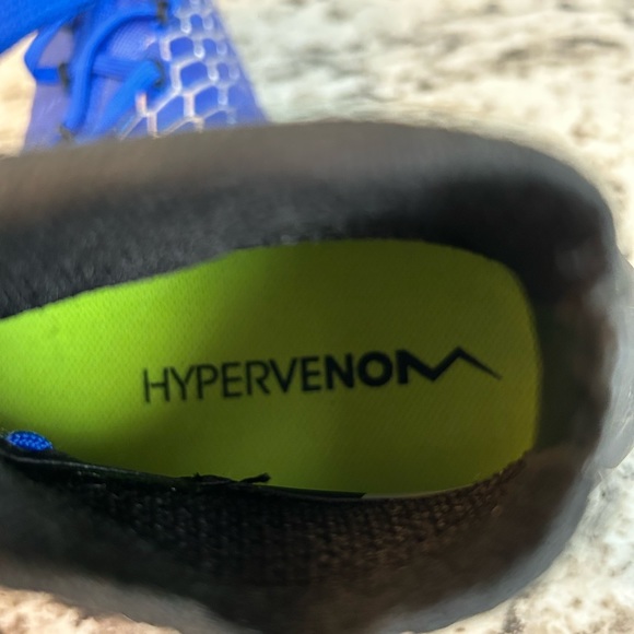 *SOLD* NWT - NIKE HyperVenom Soccer Cleats - Size 4.5Y ⚽️ - Picture 3 of 3